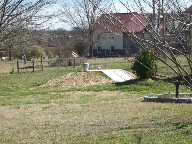 3381 Sims Road Shelbyville, TN 37160 - Photo 7 of 19 Gallery Image 7