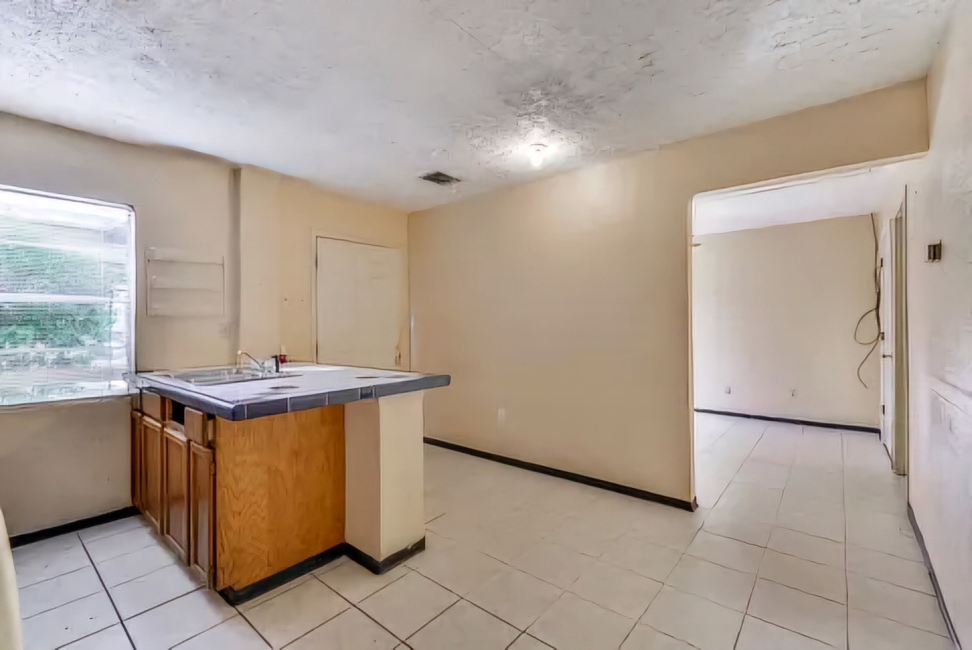 212 Danna Lane Houston, TX 77009 - Photo 27 of 32