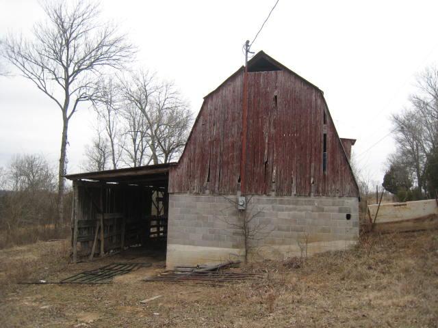 837 Comer Road Lascassas, TN 37085 - Photo 5 of 17 Large loft area of barn