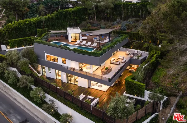 $7,250,000 | 17335 Tramonto Drive, Pacific Palisades, CA 90272