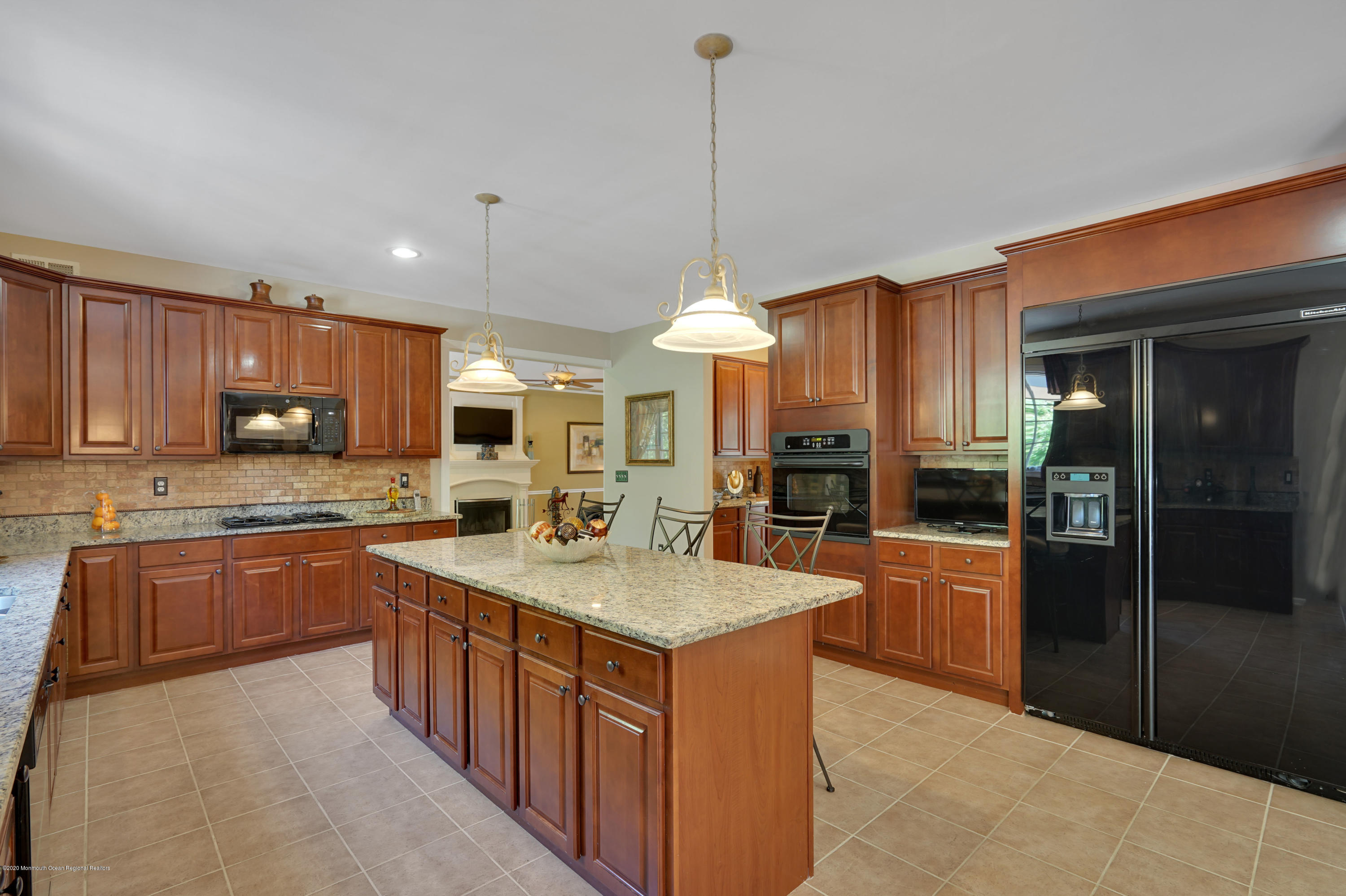 27 Northwoods Road Asbury Park, NJ 07712 - Photo 20 of 76 023_dsc09103