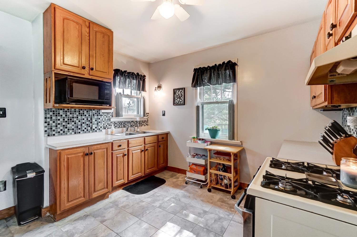 4357 Harding Avenue Cheviot, OH 45211 - Photo 9 of 21