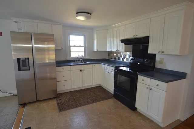 $2,300 | 23 Ames Avenue, Unit A, Wrentham, MA 02093