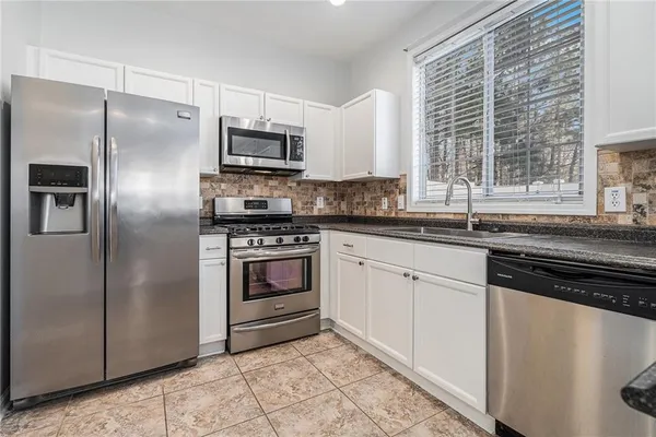 $2,000 | 244 Windcroft Circle Northwest, Acworth, GA 30101