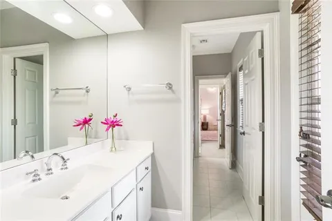 $625,000 | 19 Pinehurst Drive, New Orleans, LA 70131