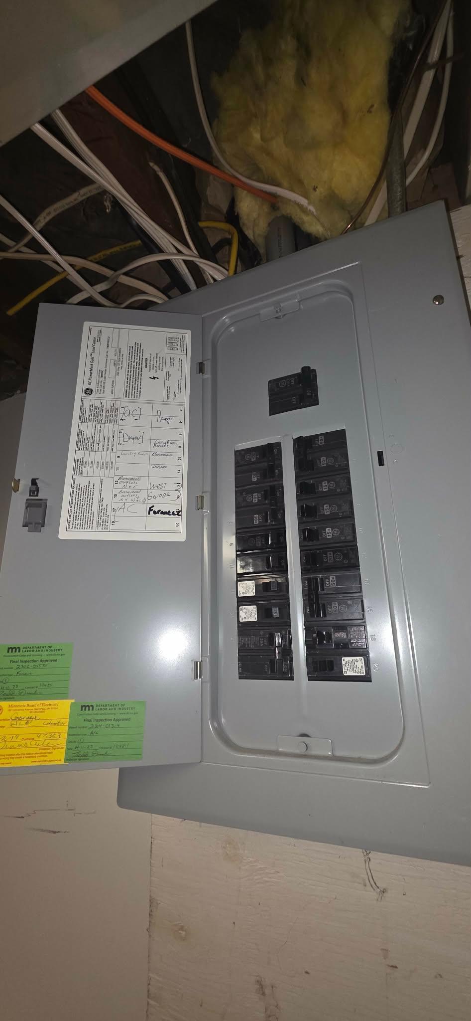 1405 Johnson Street Albert Lea, MN 56007 - Photo 13 of 23