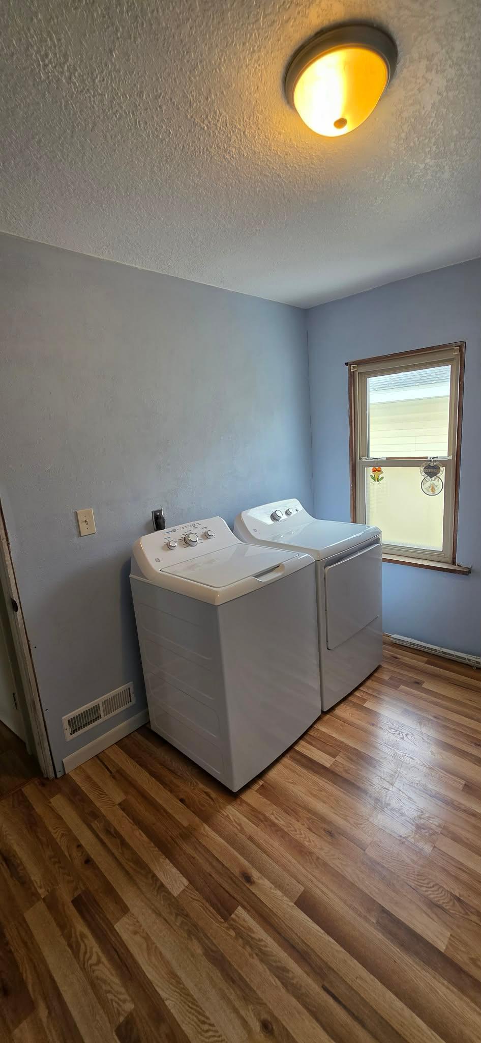 1405 Johnson Street Albert Lea, MN 56007 - Photo 17 of 31