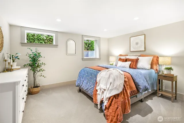 a vase of flowers sitting on a table