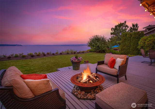 $1,895,000 | 3621 Shore Avenue, Everett, WA 98203