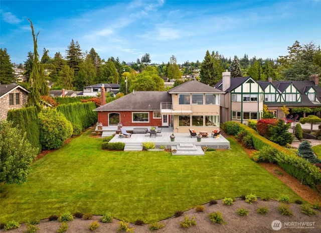 $1,895,000 | 3621 Shore Avenue, Everett, WA 98203