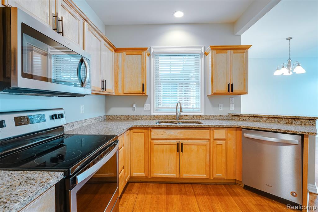 1584 Commodore Circle Canton, MI 48187 - Photo 11 of 50