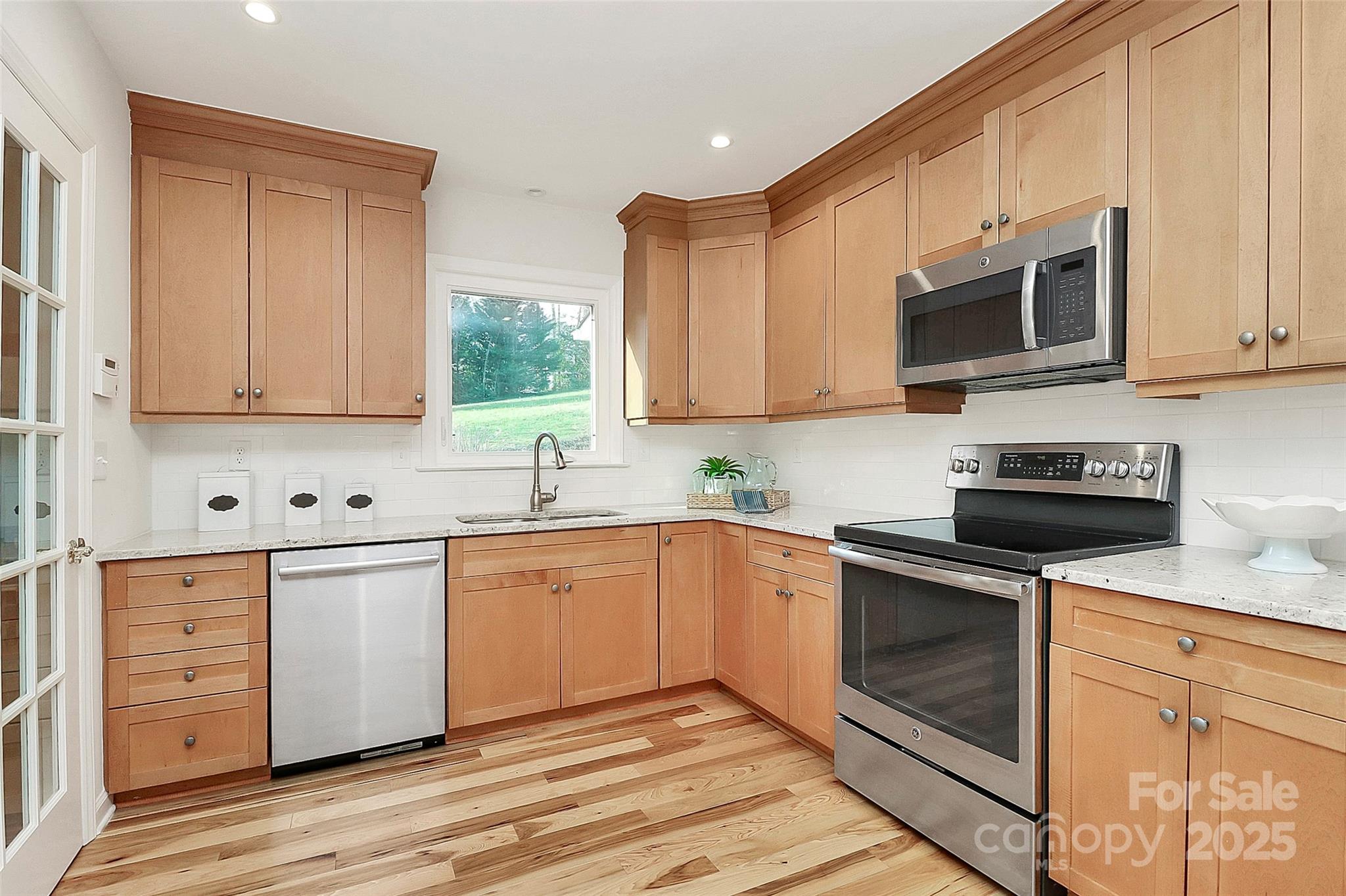 3828 Chandworth Road Charlotte, NC 28210 - Photo 16 of 37