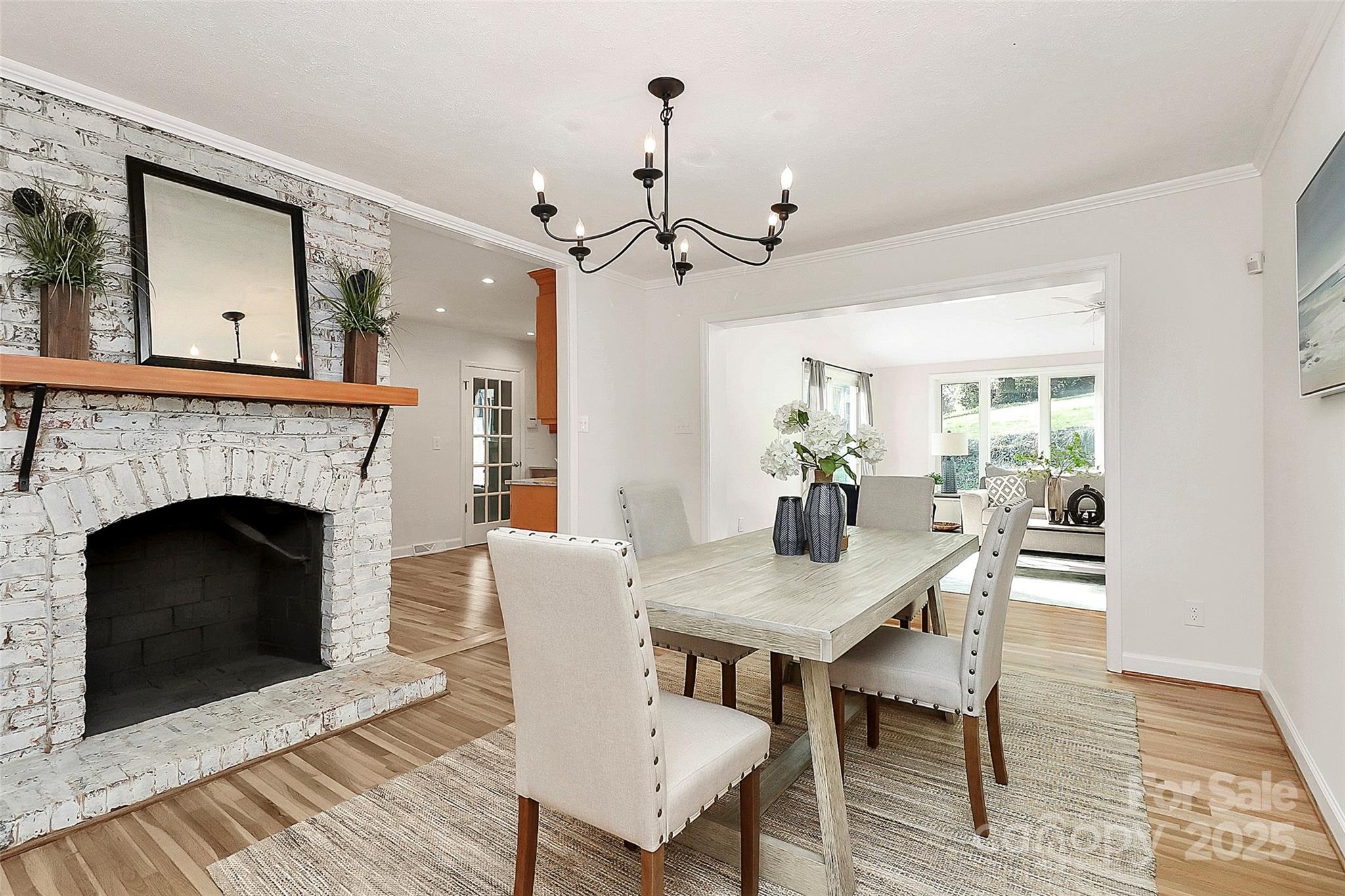 3828 Chandworth Road Charlotte, NC 28210 - Photo 3 of 37