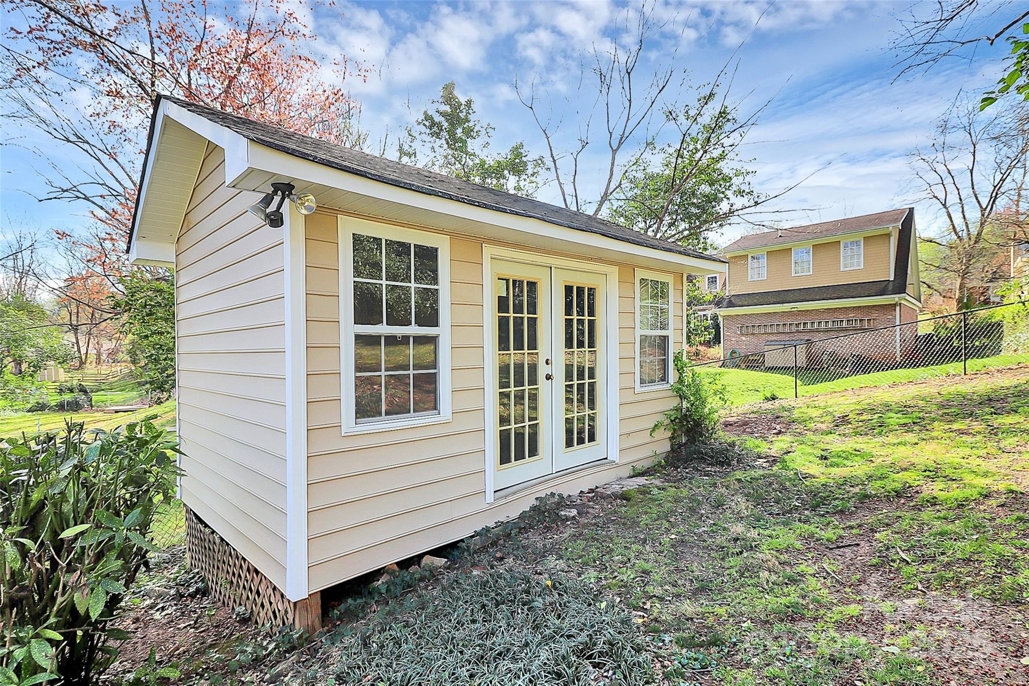 3828 Chandworth Road Charlotte, NC 28210 - Photo 35 of 37