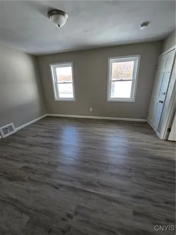 $950 | 209-11 Essex Street, Unit 11, Syracuse, NY 13204