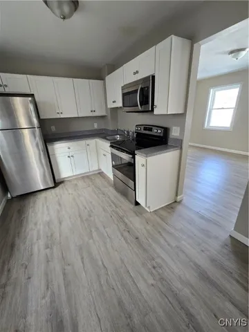 $950 | 209-11 Essex Street, Unit 11, Syracuse, NY 13204