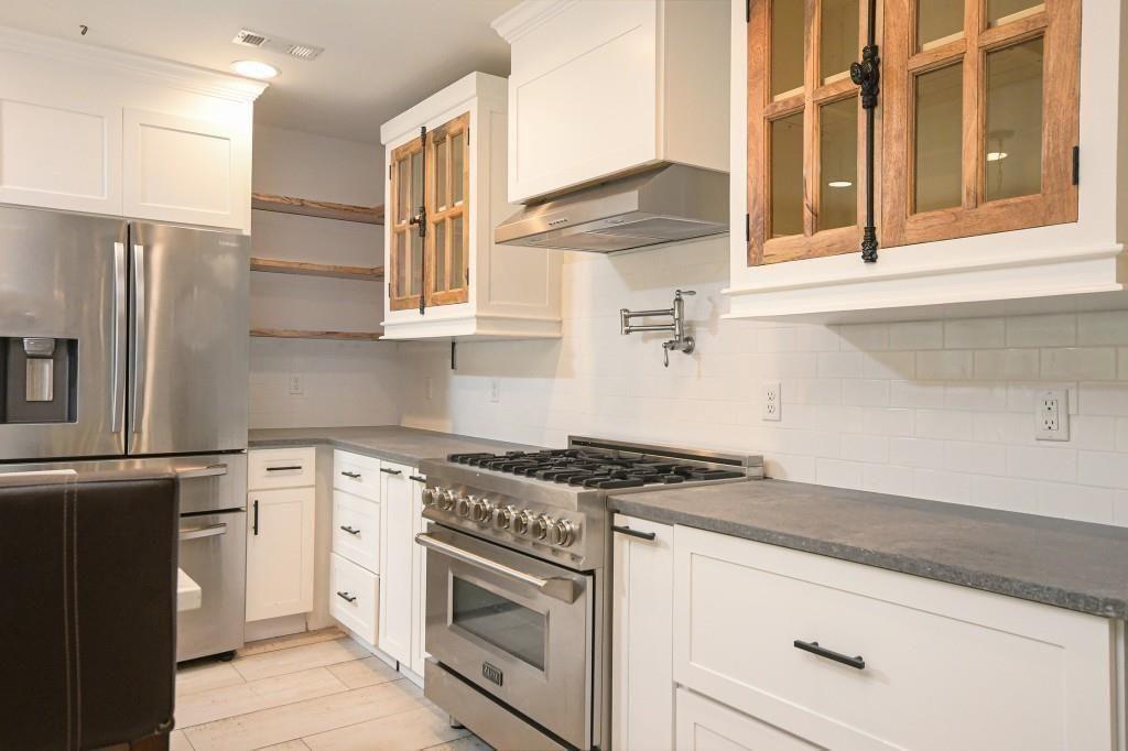 15585 South Thompson Road Alpharetta, GA 30004 - Photo 14 of 49