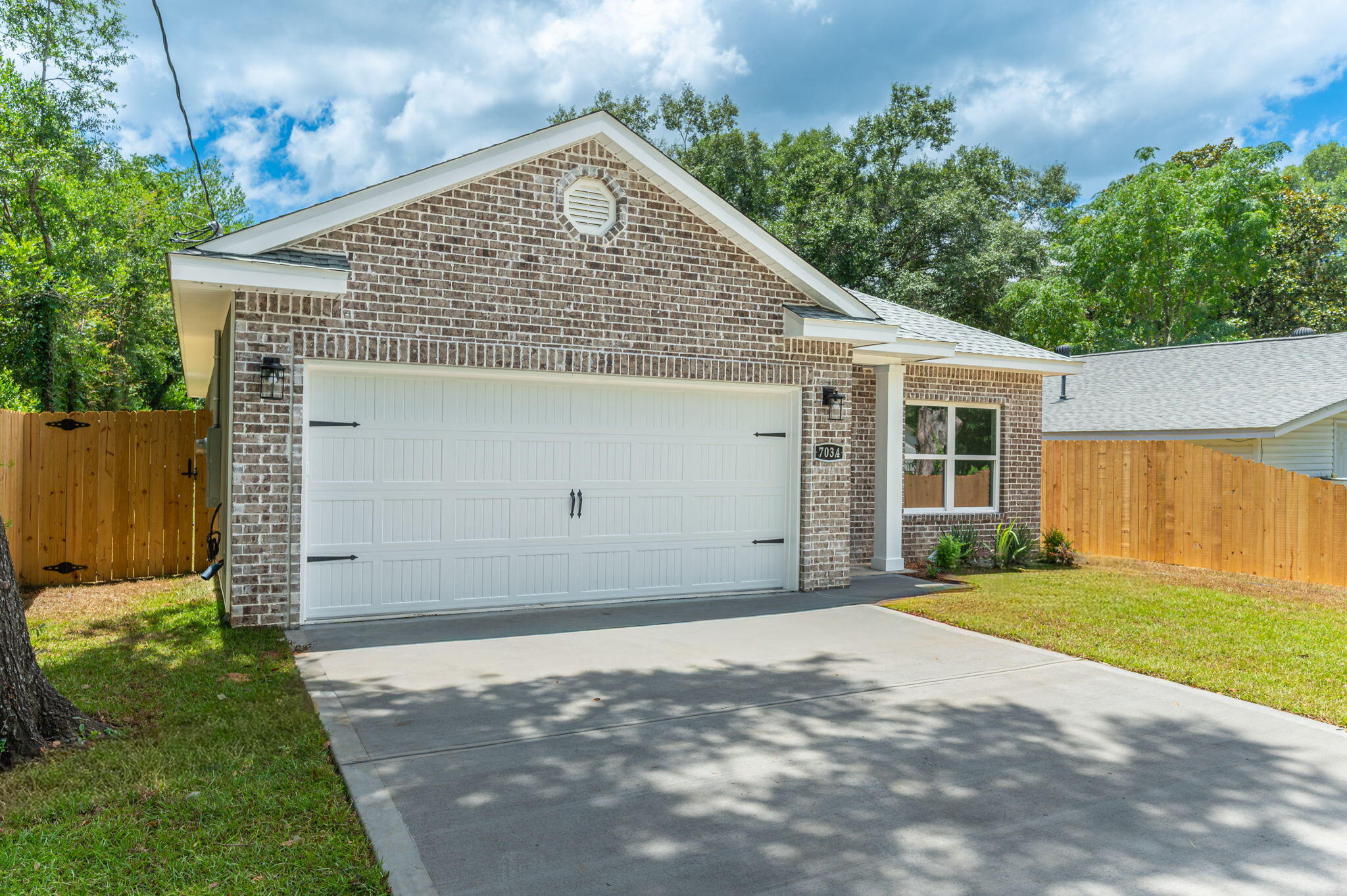 703 A Brock Avenue Crestview, FL 32539 - Photo 3 of 37 3-web-or-mls-703-brock-ave