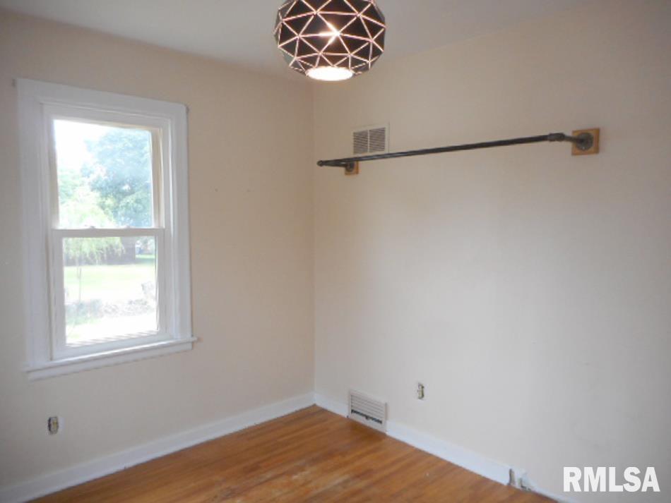 107 Fandel Road Germantown Hills, IL 61548 - Photo 9 of 14 Gallery Image 9