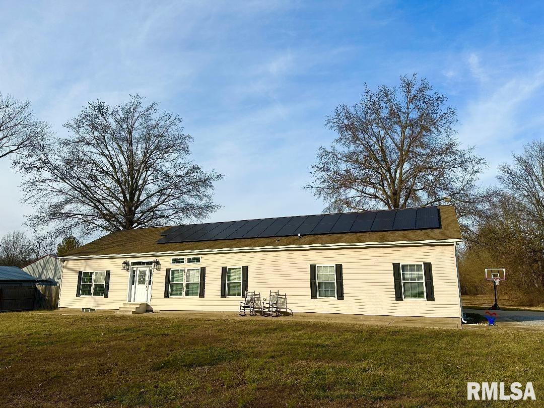 1005 Green Street Road Centralia, IL 62801 - Photo 1 of 29