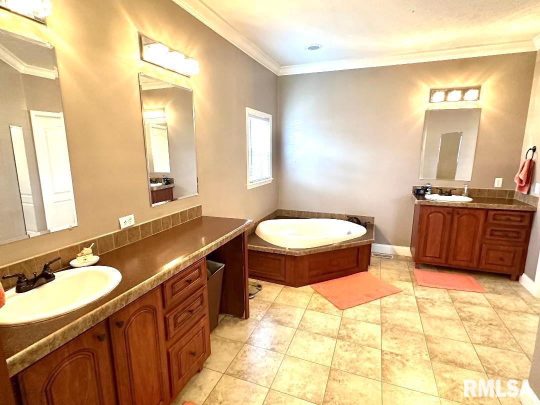 1005 Green Street Road Centralia, IL 62801 - Photo 15 of 29