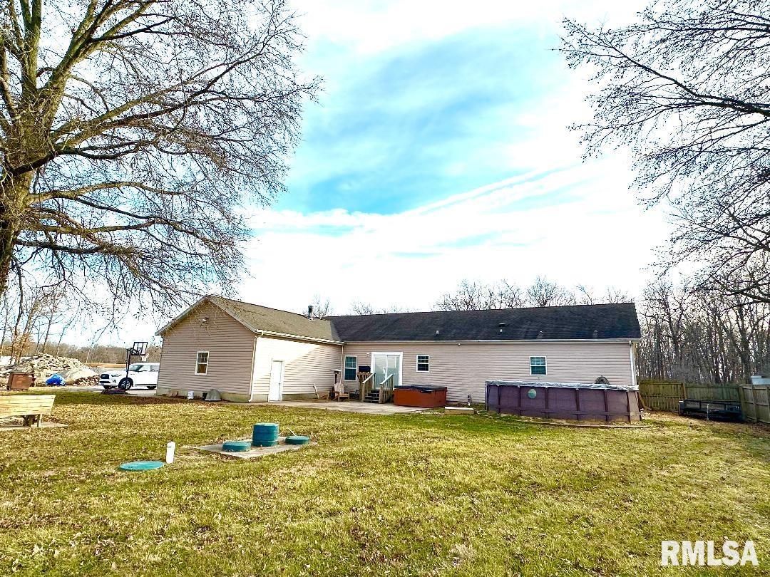 1005 Green Street Road Centralia, IL 62801 - Photo 2 of 29