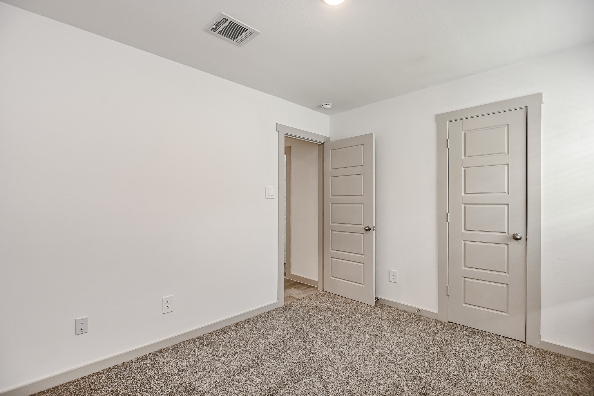 525 Hunter Grove Lane China, TX 77613 - Photo 19 of 27 an empty room with closet area