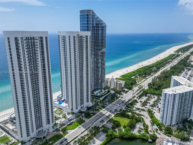 $7,900 | 15811 Collins Avenue, Unit 2407, Sunny Isles Beach, FL 33160