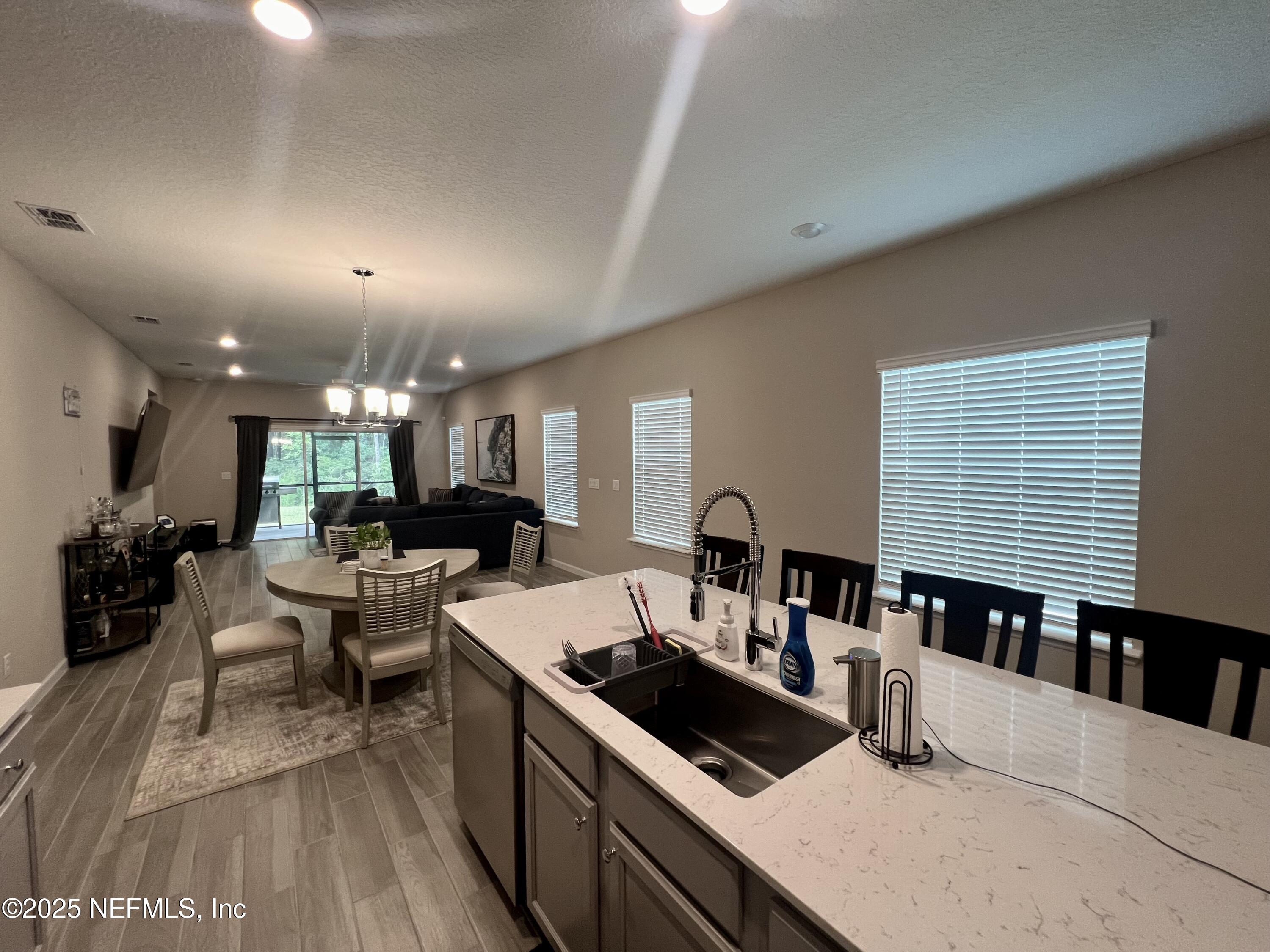 2904 Armsdale Road Jacksonville, FL 32218 - Photo 12 of 41 IMG_5371