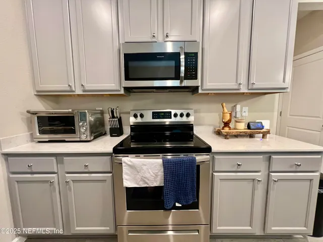 a view of walk in closet