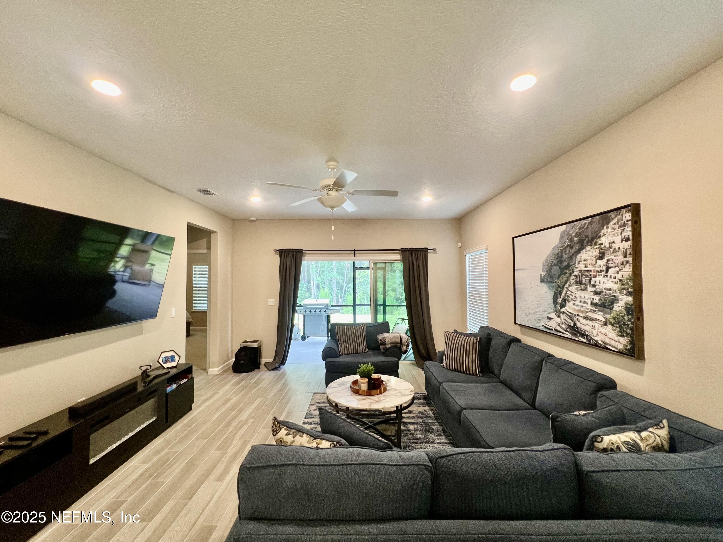 2904 Armsdale Road Jacksonville, FL 32218 - Photo 17 of 41 IMG_5375