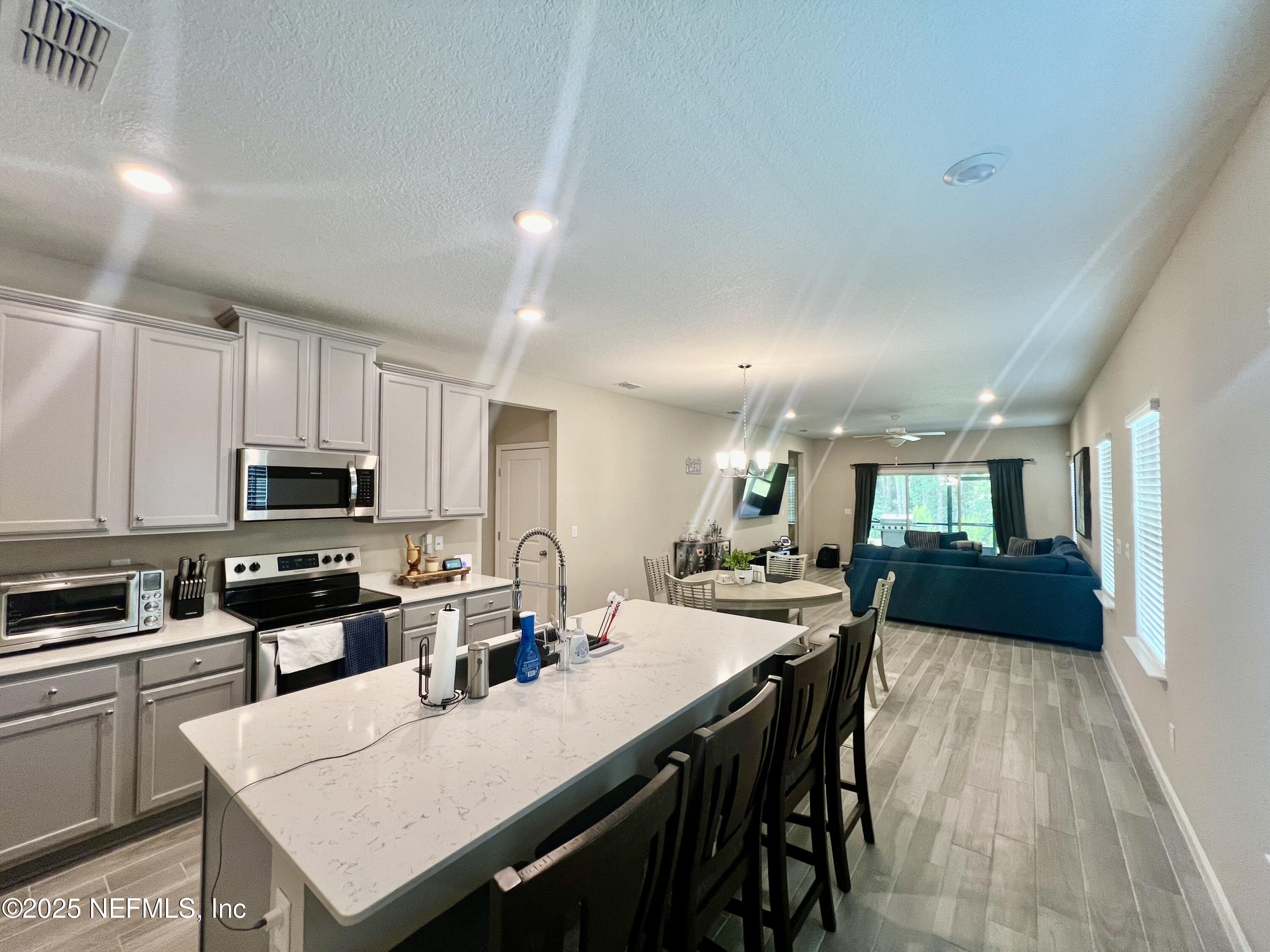 2904 Armsdale Road Jacksonville, FL 32218 - Photo 9 of 41 IMG_5367