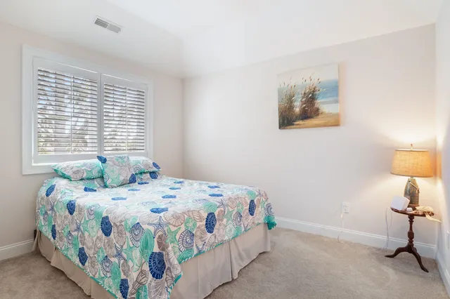 $1,199,000 | 5 Fellows Avenue, Hampton, NH 03842