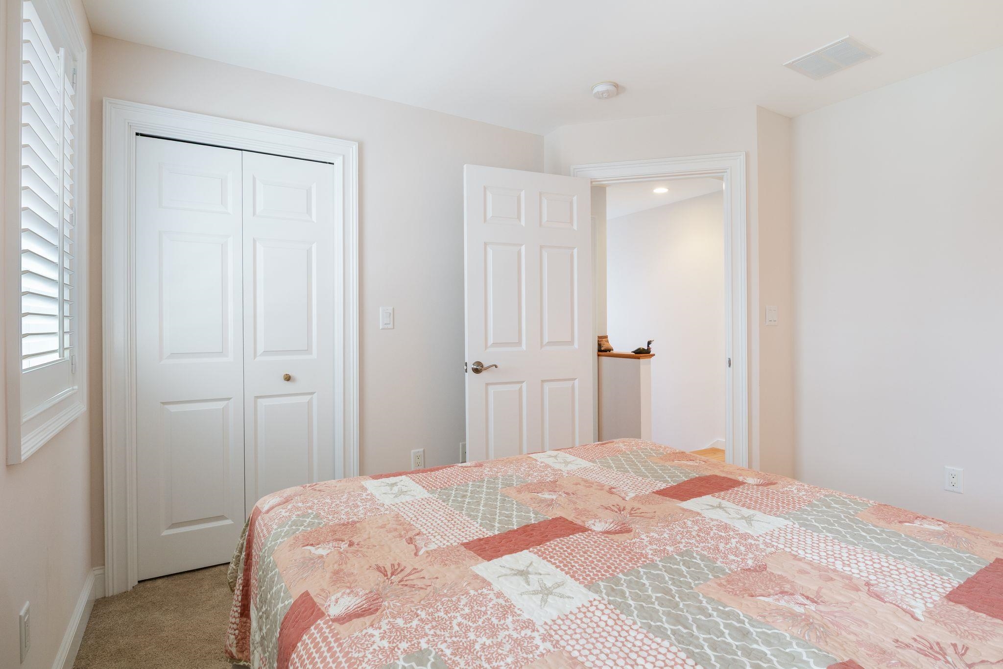 5 Fellows Avenue Hampton, NH 03842 - Photo 23 of 49