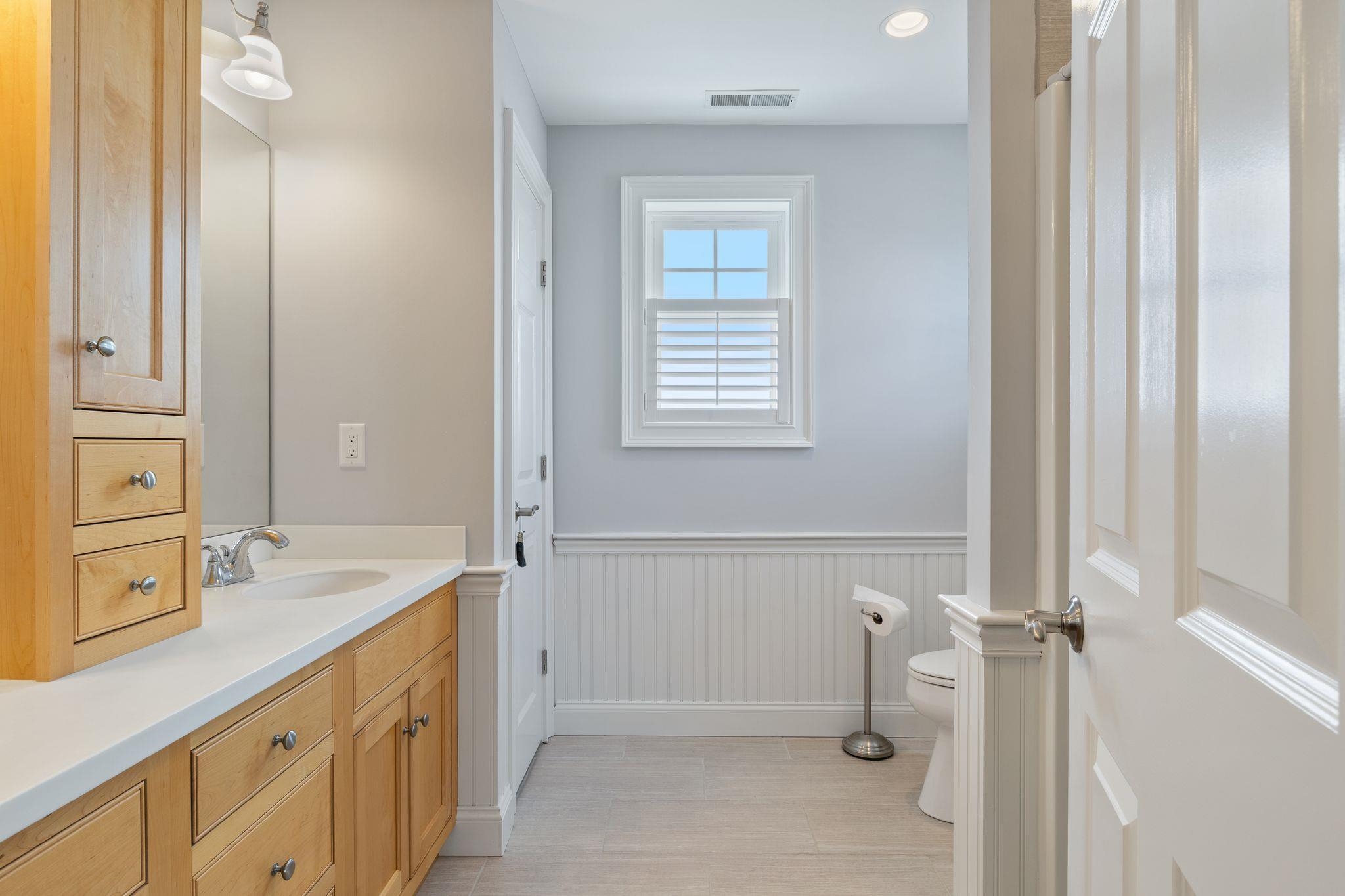 5 Fellows Avenue Hampton, NH 03842 - Photo 28 of 49