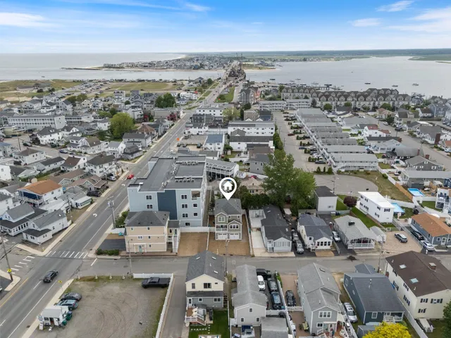 $1,199,000 | 5 Fellows Avenue, Hampton, NH 03842