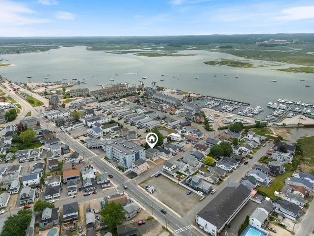 $1,199,000 | 5 Fellows Avenue, Hampton, NH 03842