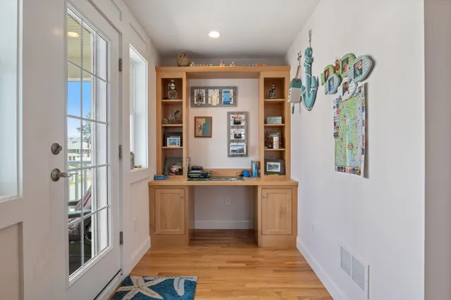 $1,199,000 | 5 Fellows Avenue, Hampton, NH 03842