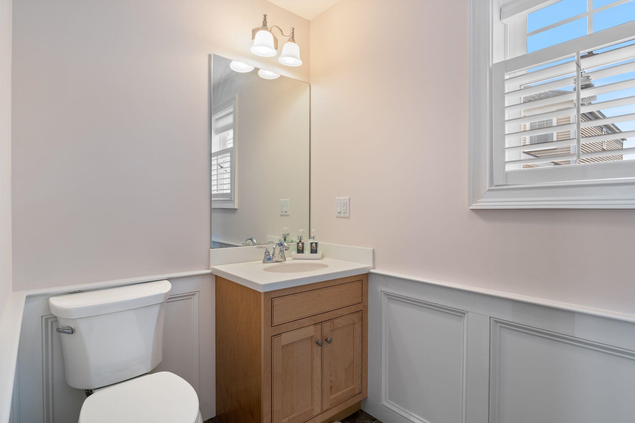 5 Fellows Avenue Hampton, NH 03842 - Photo 10 of 49