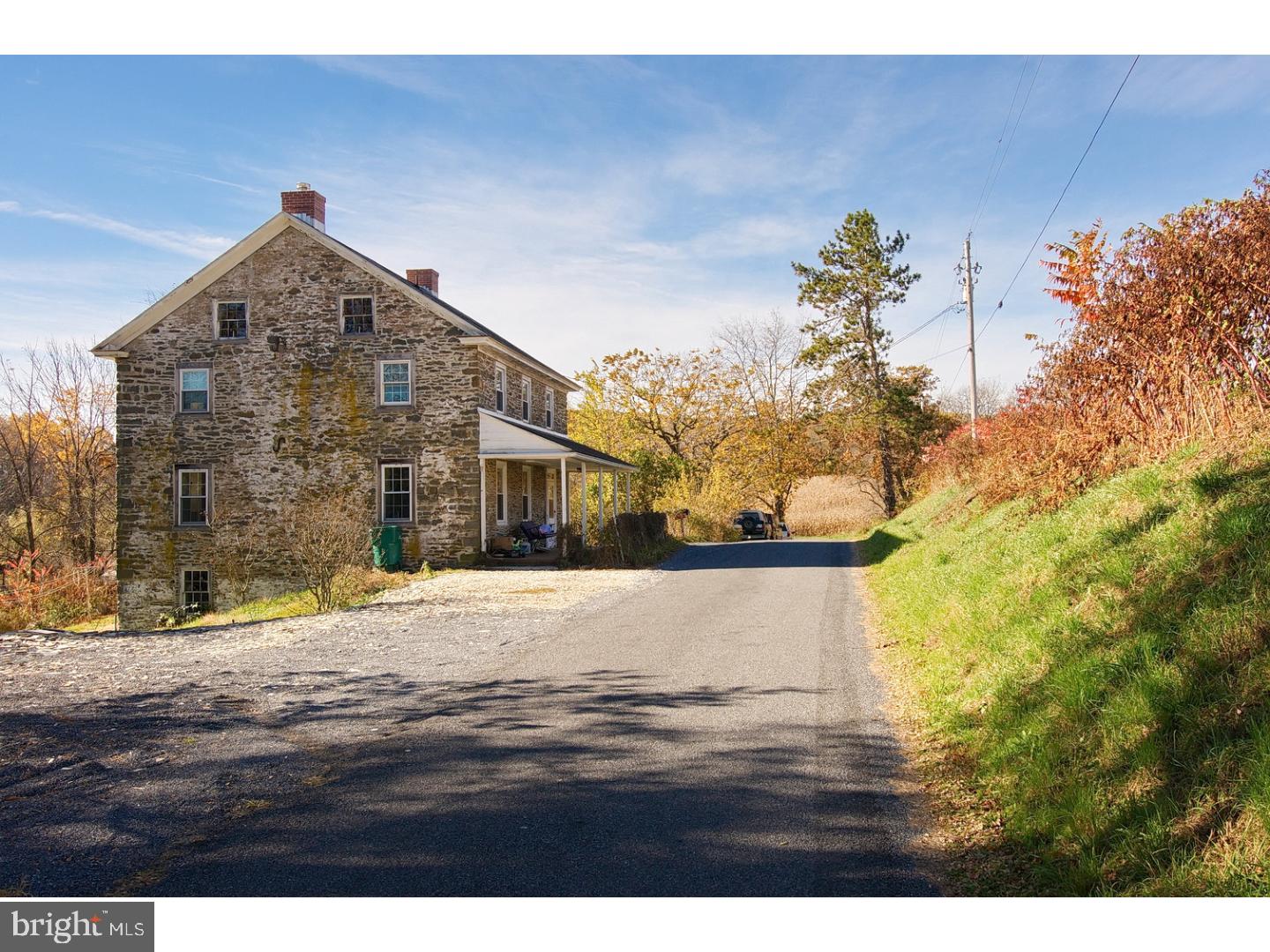3791 Scherer Road Kempton, PA 19529 - Photo 4 of 17 Gallery Image 4