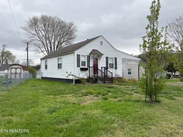 $225,000 | 119 Woodmont Circle, Clinton, TN 37716