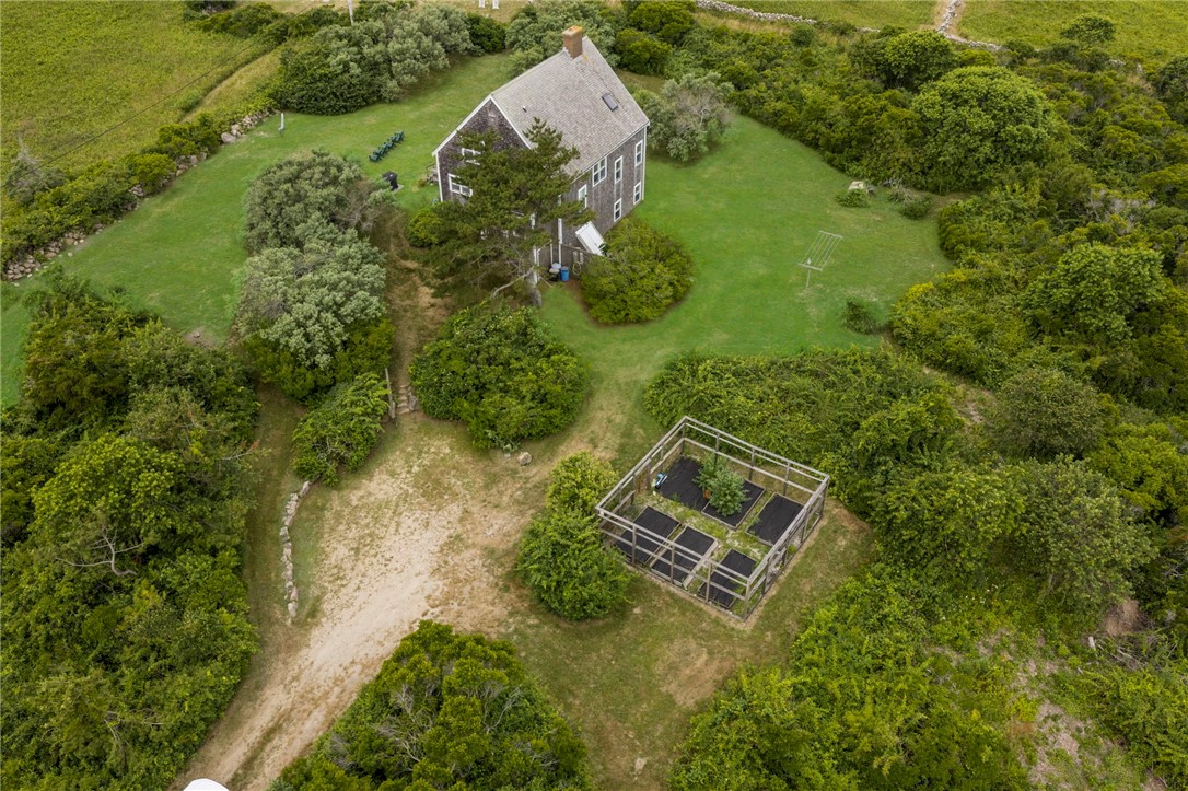 1409 Cooneymus Road Block Island, RI 02807 - Photo 5 of 50 Gallery Image 5