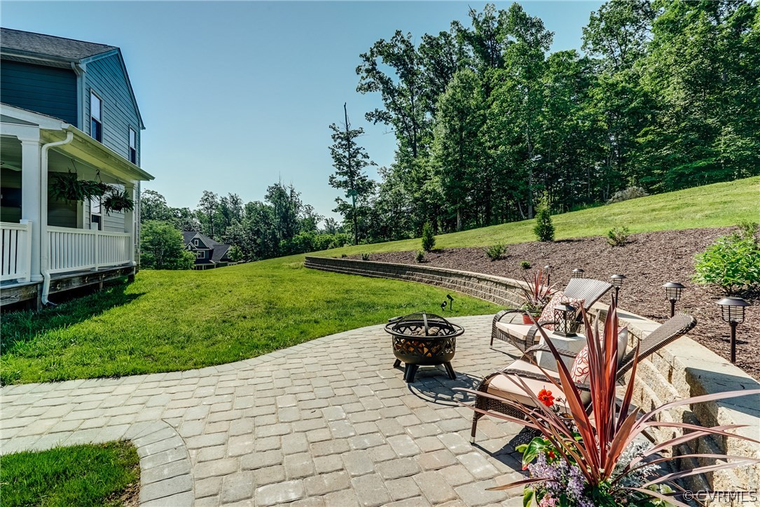 3119 Handley Road Midlothian, VA 23113 - Photo 41 of 41 a view of a backyard with sitting area