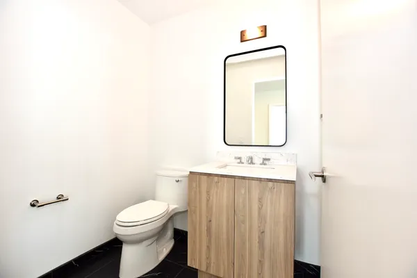 $14,528 | 1000 South Michigan Avenue, Unit 7104A, Chicago, IL 60605