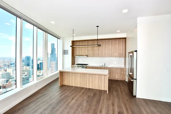 $14,528 | 1000 South Michigan Avenue, Unit 7104A, Chicago, IL 60605