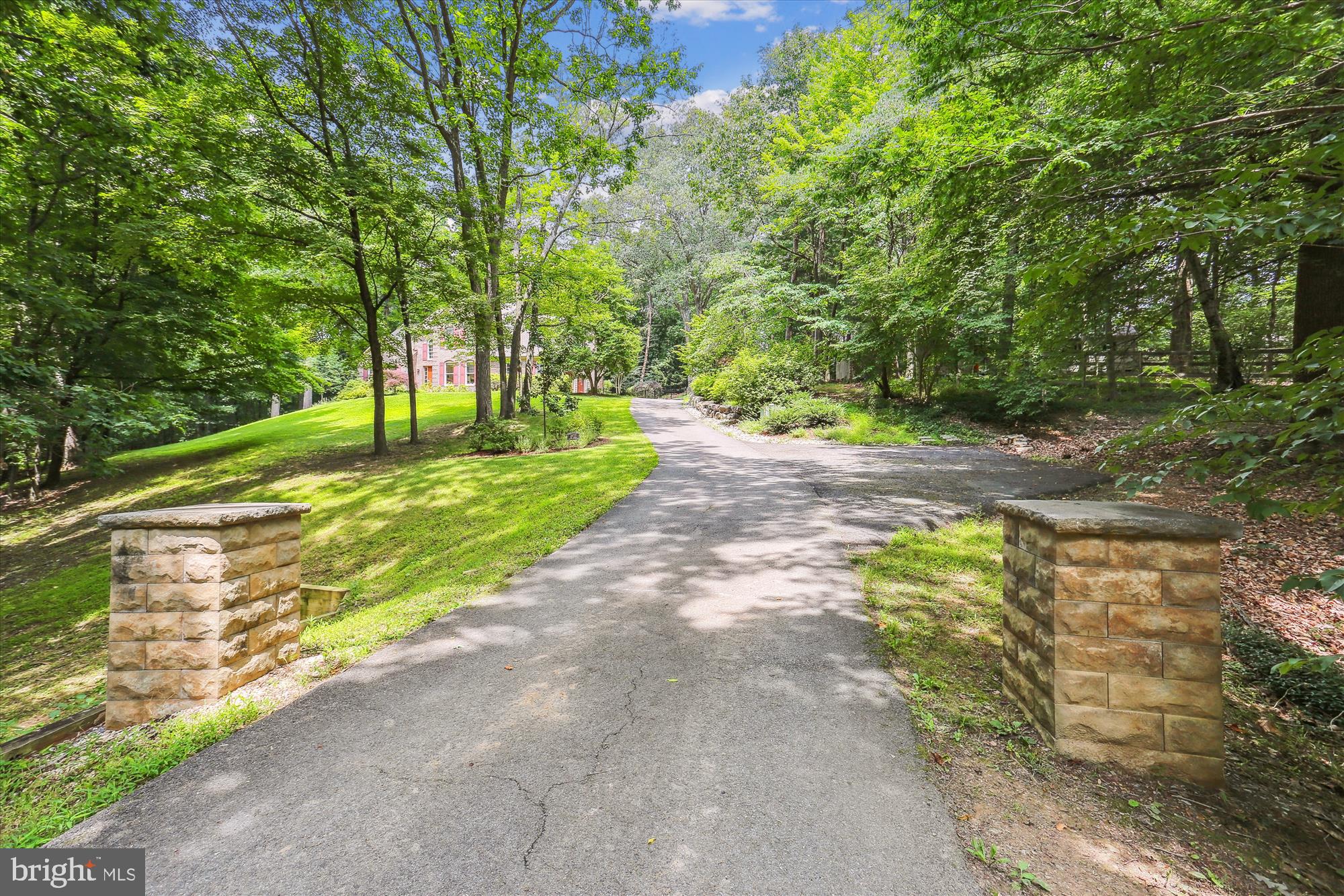 24717 Kings Valley Road Damascus, MD 20872 - Photo 112 of 121 Driveway