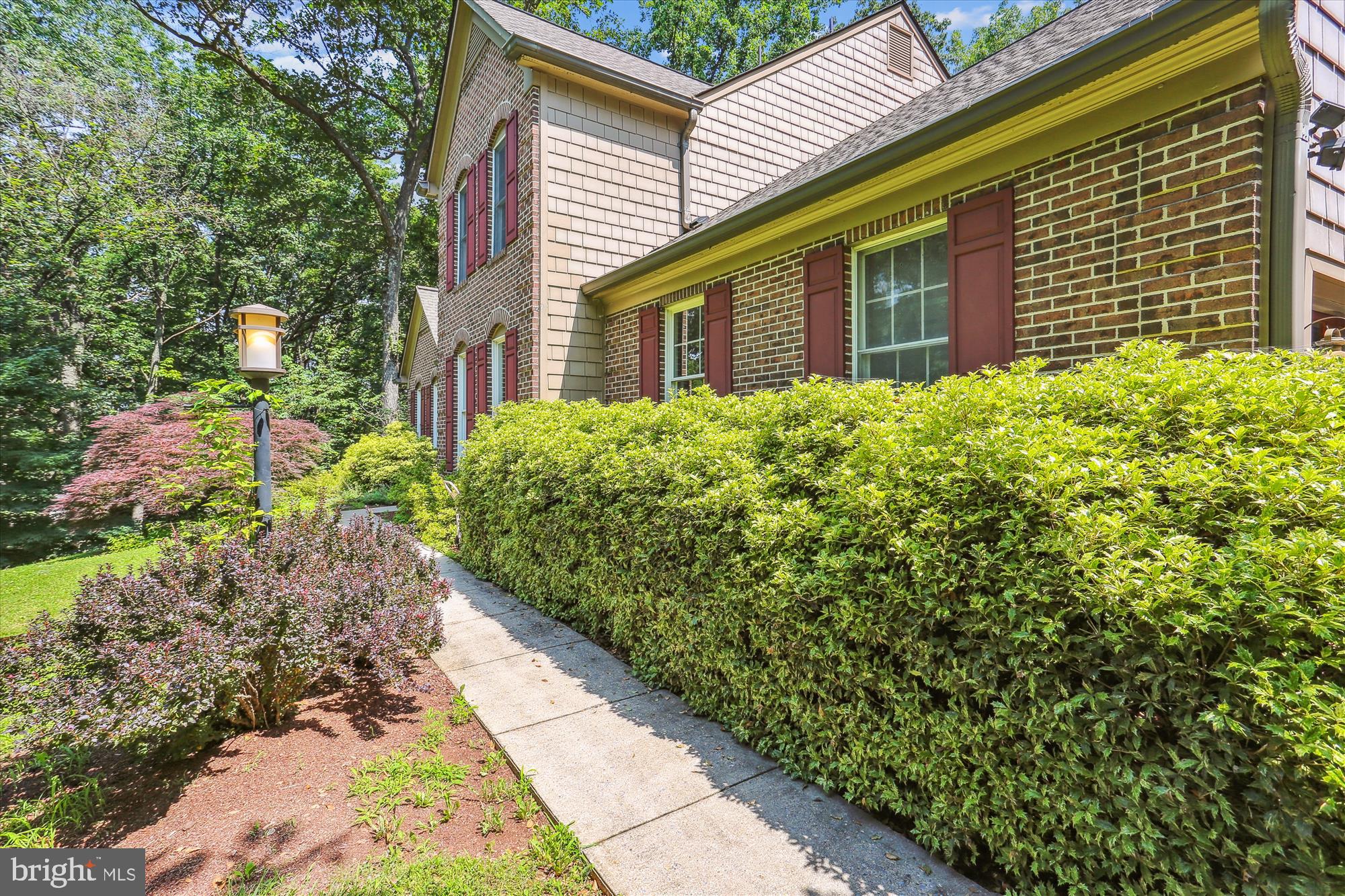 24717 Kings Valley Road Damascus, MD 20872 - Photo 114 of 121 Front walkway
