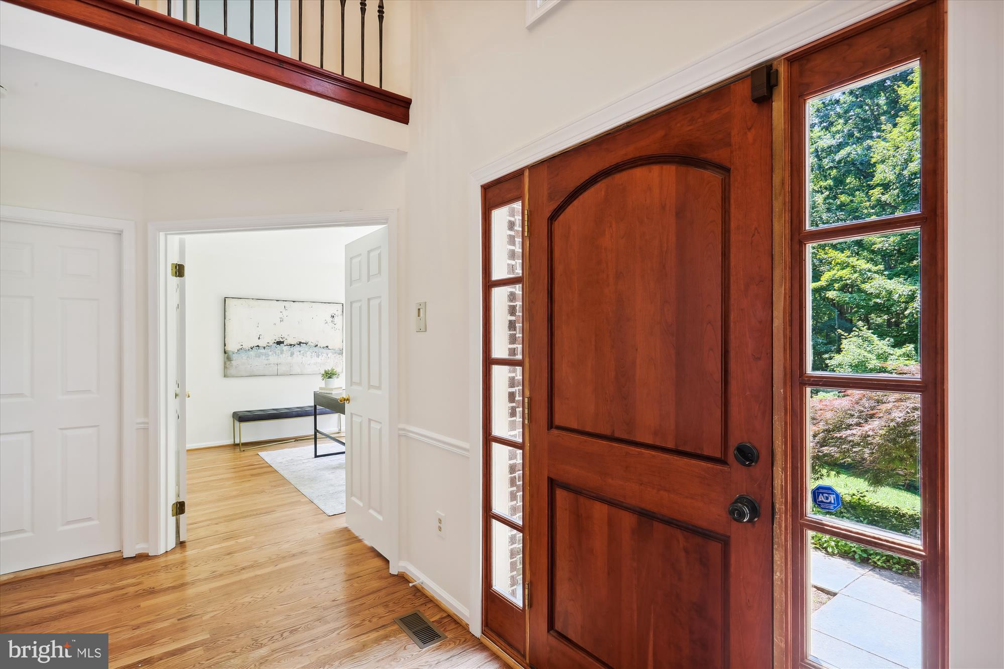 24717 Kings Valley Road Damascus, MD 20872 - Photo 6 of 121 Foyer