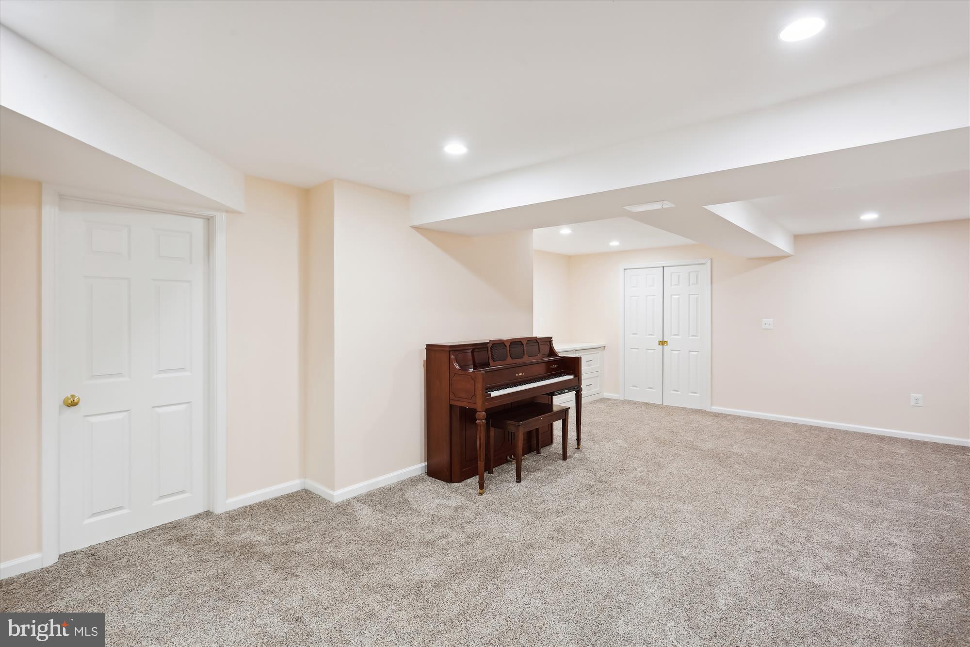 24717 Kings Valley Road Damascus, MD 20872 - Photo 77 of 121 Basement Recreation Room