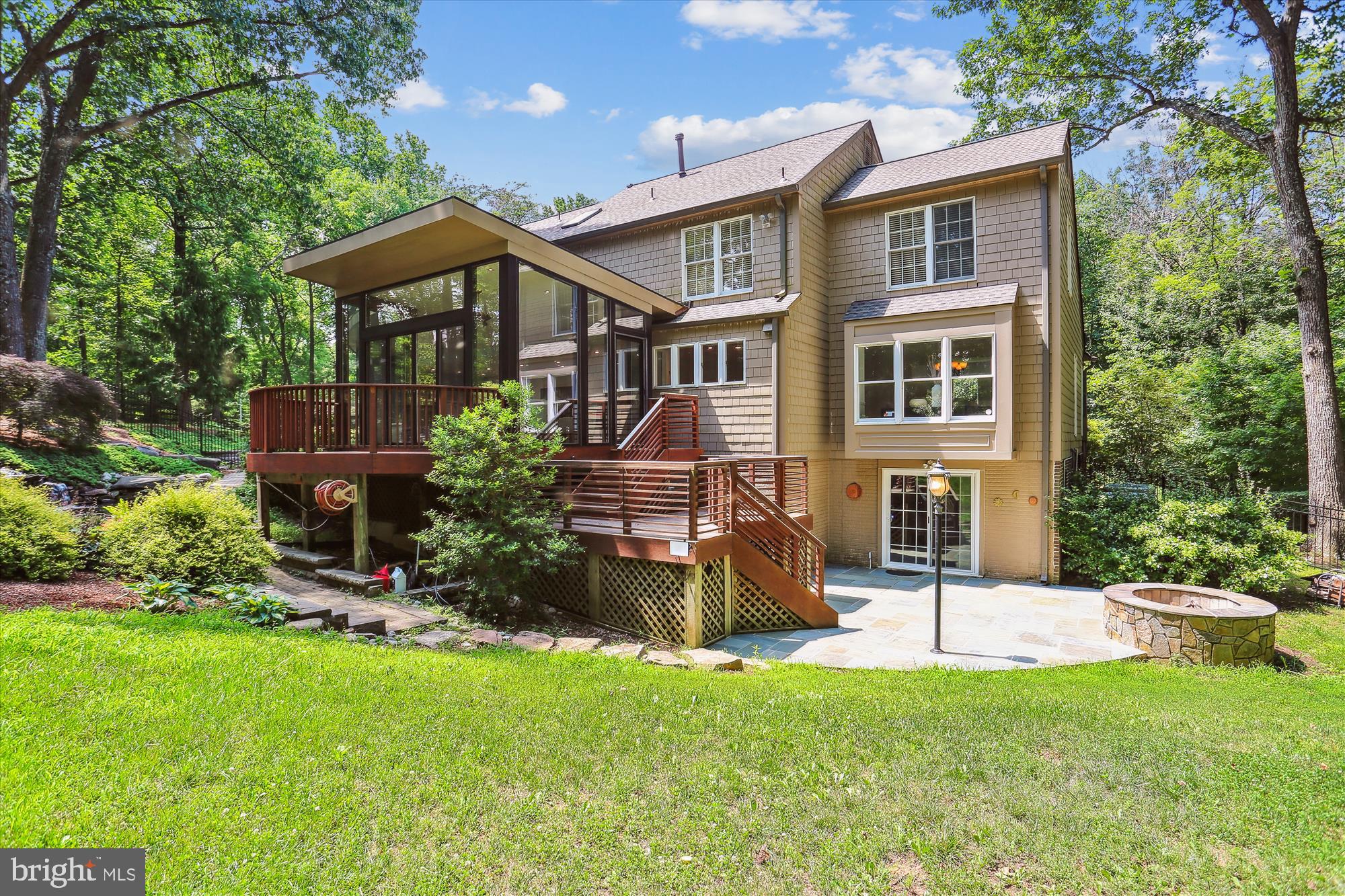 24717 Kings Valley Road Damascus, MD 20872 - Photo 85 of 121 Rear Exterior